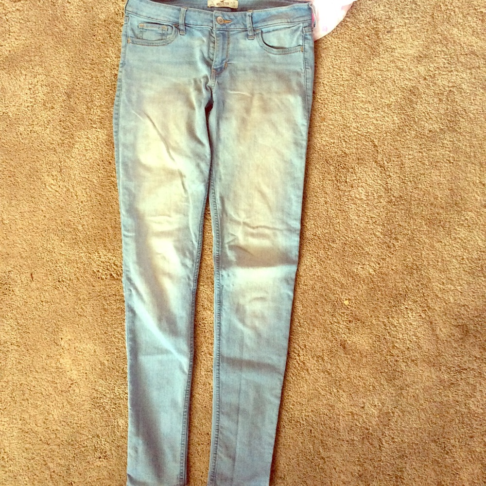 Hollister jeans